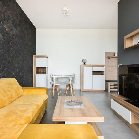 Metro Imielin 13Th Floor Apartment Warsaw Exterior photo